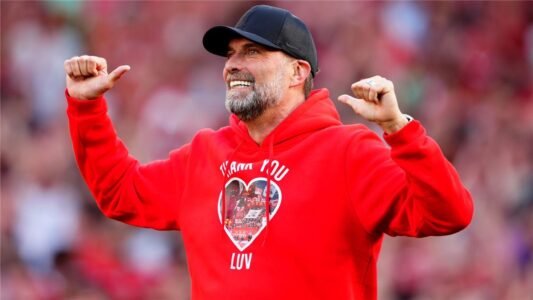 يورجن كلوب يتحدث بسخرية عن قرارات إدارة ريال مدريد بعد رحيل تشابي ألونسو