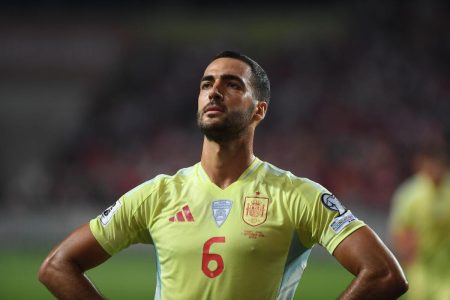 ميكيل أرتيتا مدرب أرسنال يتحدث عن البحث عن بديل لميكيل ميرينو المصاب