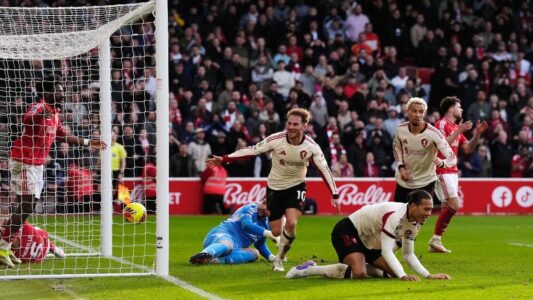 مواجهة قوية بين ليفربول ووست هام يونايتد في الدوري الإنجليزي الممتاز على ملعب أنفيلد