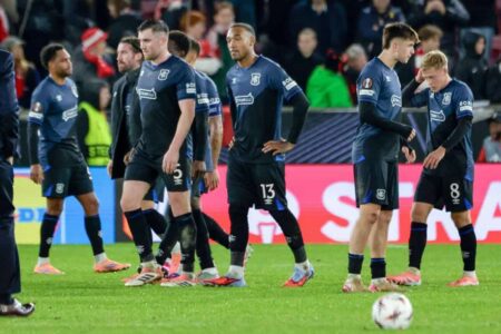 اشتباكات بين جماهير سيلتيك ورينجرز في ملعب إيبروكس بعد مباراة كأس اسكتلندا