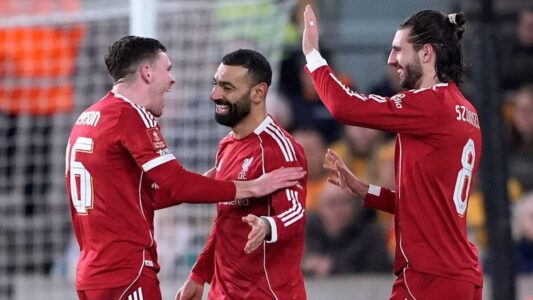 مباراة ليفربول وغلطة سراي في دوري أبطال أوروبا على ملعب الأنفيلد