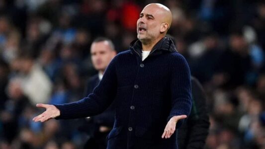 بيب غوارديولا مدرب مانشستر سيتي يتحدث عن المنافسة على لقب الدوري الإنجليزي