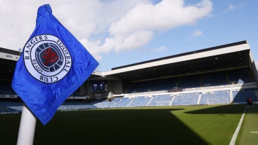 احتفالات لاعبي سيلتيك بعد الفوز على رينجرز في ربع نهائي كأس اسكتلندا 2026