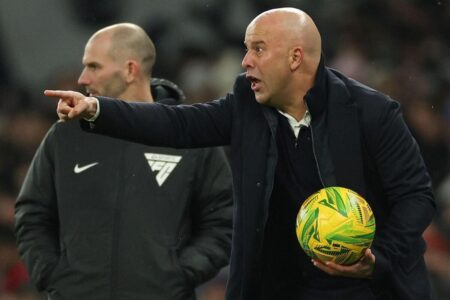 ريو نجوموها لاعب ليفربول الشاب يتألق في مباراة كأس الاتحاد الإنجليزي ضد وولفرهامبتون تحت قيادة أرني سلوت