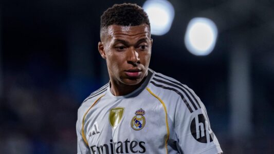 لاعبو ريال مدريد في مواجهة مايوركا ضمن منافسات الدوري الإسباني