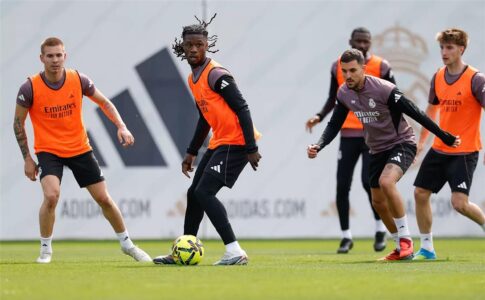 قائمة لاعبي ريال مدريد المستدعاة لمواجهة ريال مايوركا في الدوري الإسباني بقيادة أربيلوا